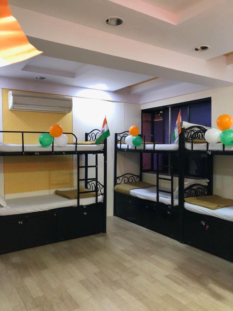 Bandra Dormitory Only For Indian Mumbai Ngoại thất bức ảnh