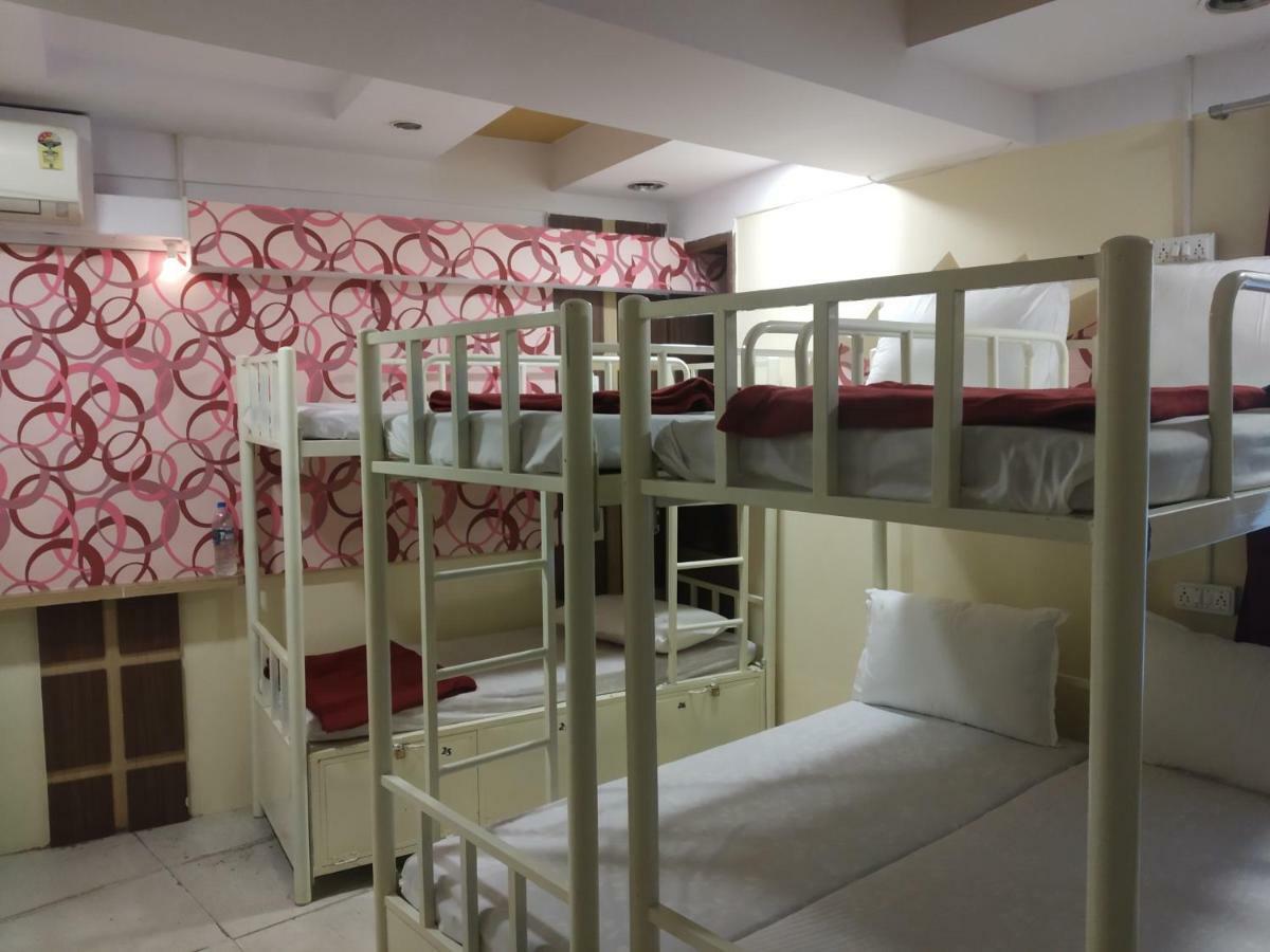Bandra Dormitory Only For Indian Mumbai Ngoại thất bức ảnh